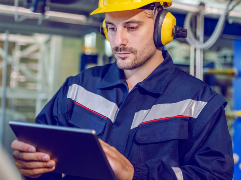industry-worker industry-worker